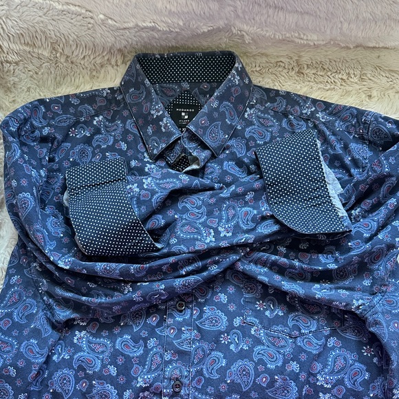 3 Men's Button Up Patterned Shirts - Picture 3 of 9